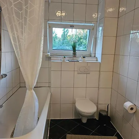 Komfortable 3-zimmer-wohnung In Neubeckum Apartment *