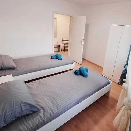 Appartement Komfortable 3-zimmer-wohnung In Neubeckum *