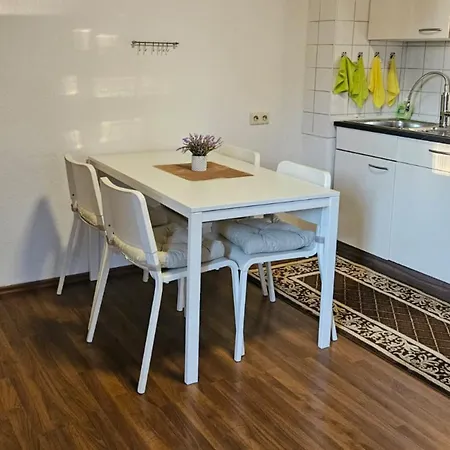 Appartement Komfortable 3-zimmer-wohnung In Neubeckum *